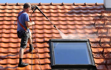 roof cleaning Llanfair Caereinion, Powys